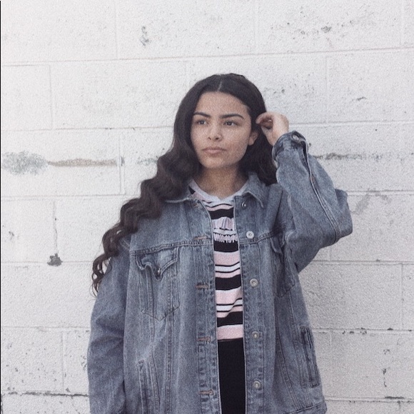 w e l c o m e . ☺︎ - Picture 5 of 6